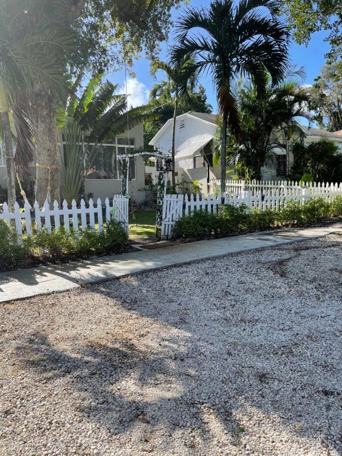Ne Miami Cottage Exteriér fotografie